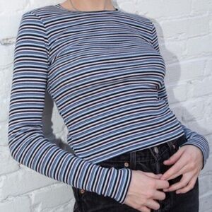 NWOT Brandy Melville Santana Top